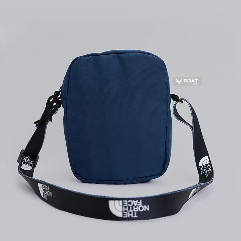کیف یک طرفه اسپرت برزنتی سورمه ای the north face — تصویر ۵
