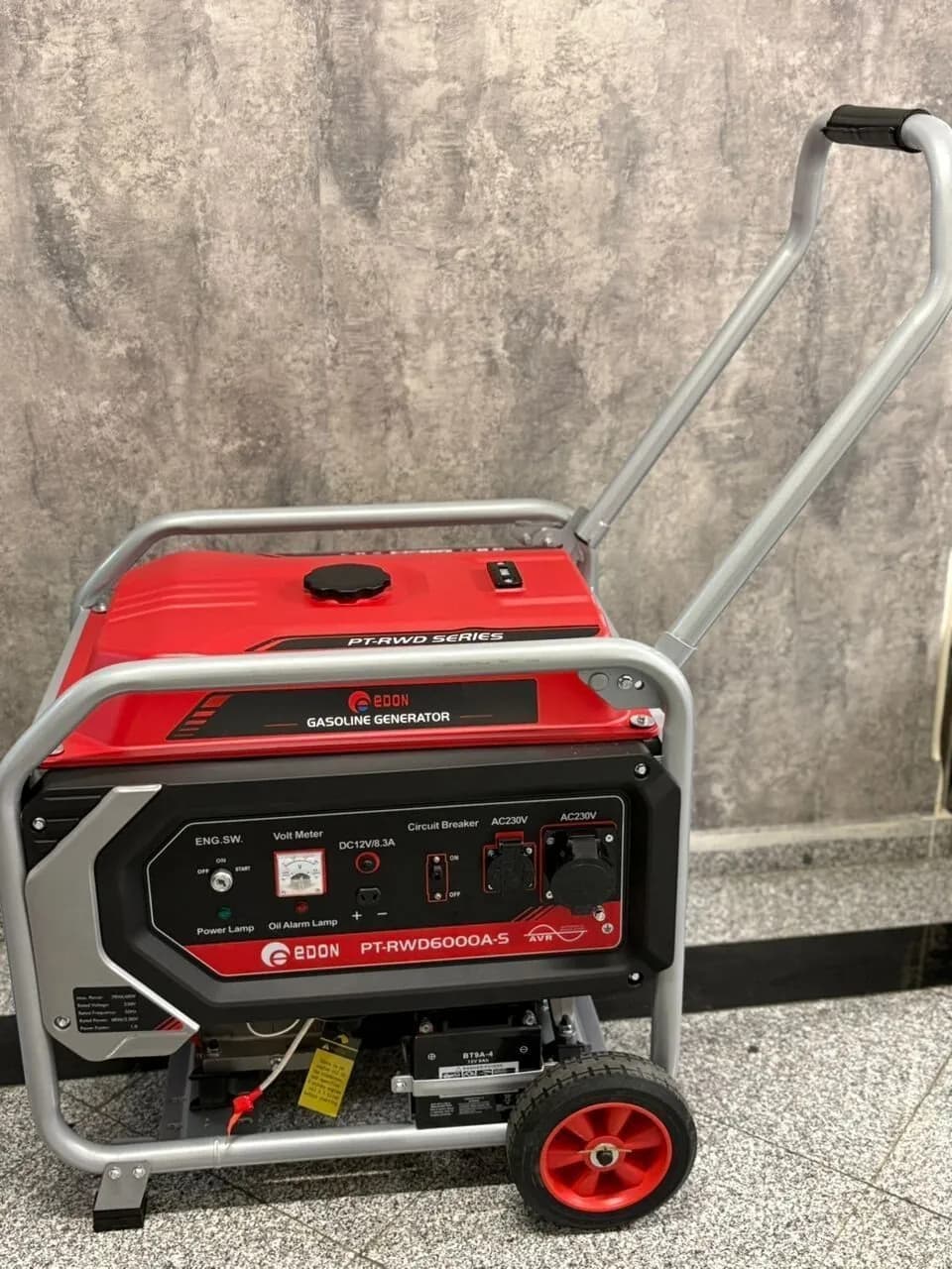 موتور برق ظرفیت ۶ کیلووات تک فاز ادون مدل RWD6000A-S