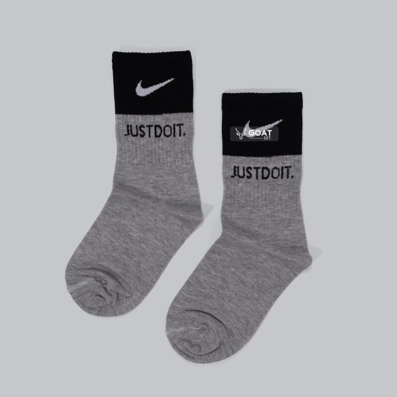 جوراب ورزَشی طرح just do it طوسی NIKE | ساق بلند — تصویر ۵
