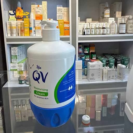 کرم مرطوبکننده و آبرسان QV کیووی مدل Moderate حجم 500 گرم — تصویر ۶