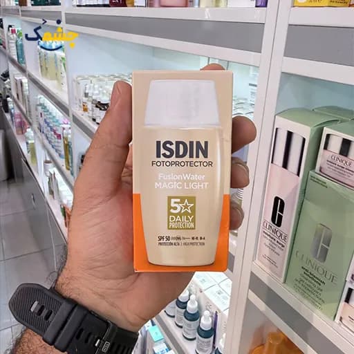 ضد آفتاب ایزدین رنگی Fusion Water MAGIC Light SPF +50 — تصویر ۳