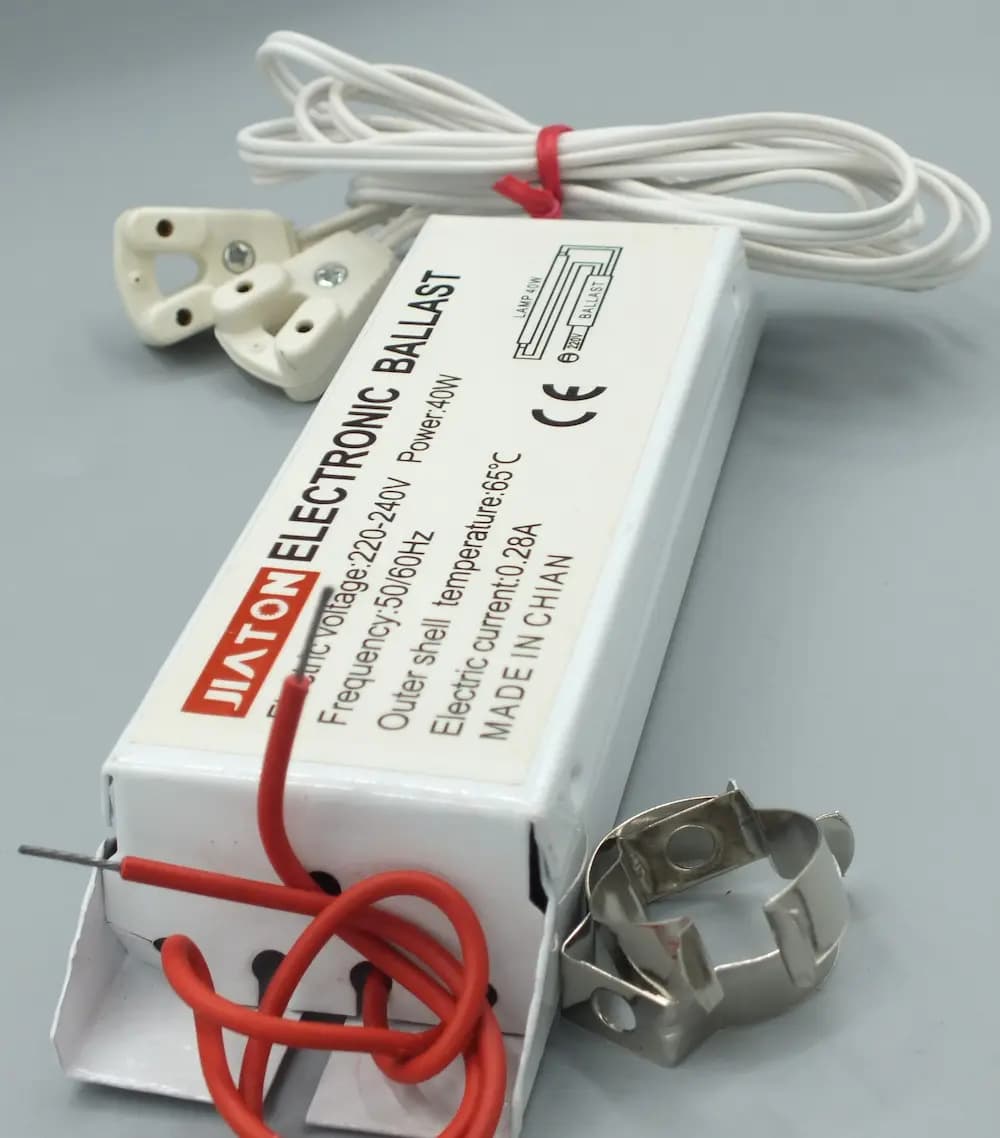 ترانس الکترونیکی (مهتابی )بالاست 1x36W/40W(تابلوهای فلکسی)