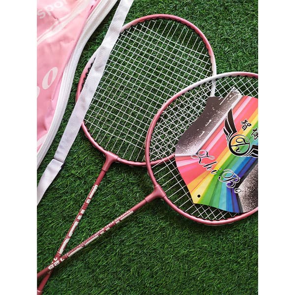 راکت بدمینتون جفتی (Zhi bo sport 125) همراه با کاور، رنگ صورتی — تصویر ۱۱