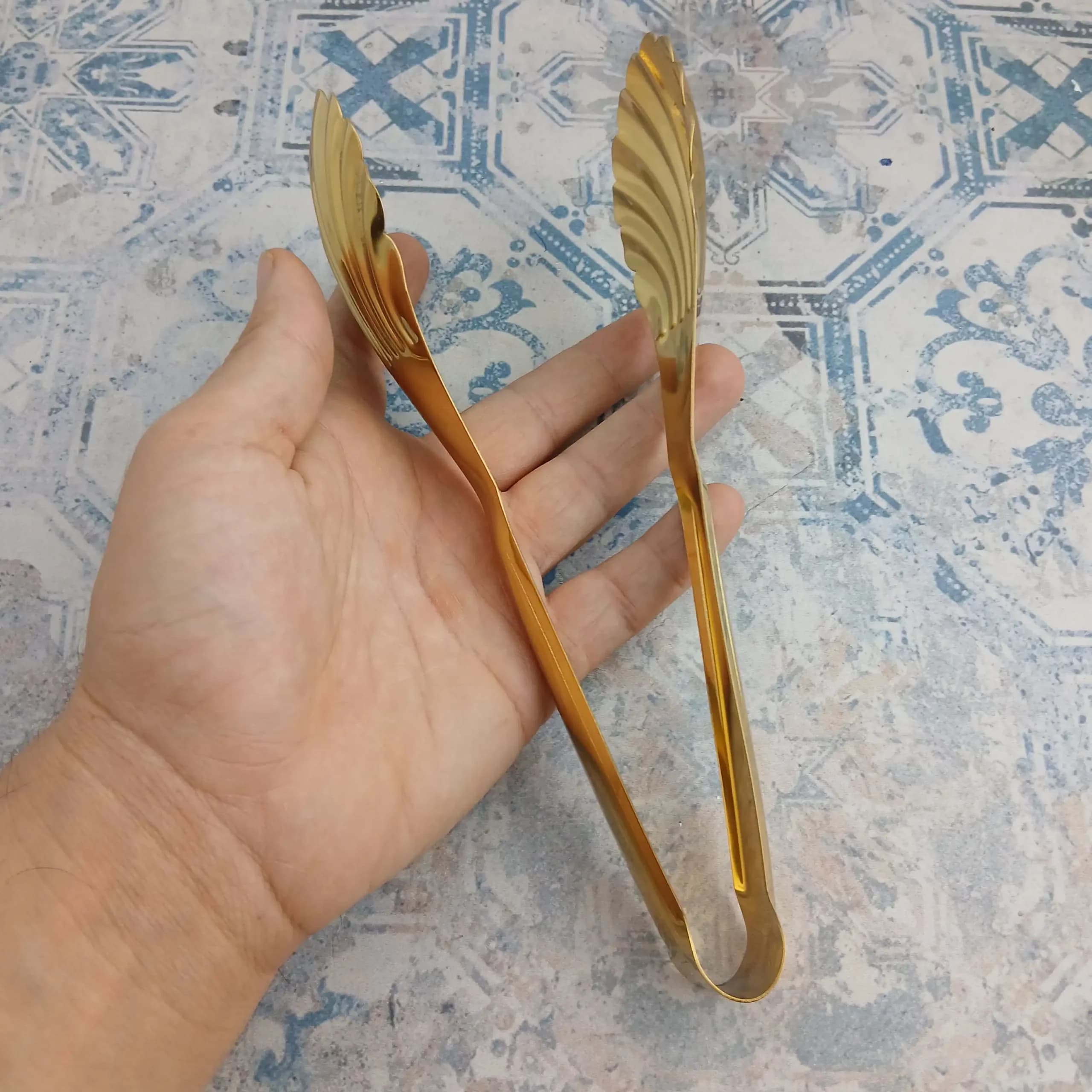 انبر سالاد مدل طلایی کد 055 — تصویر ۴