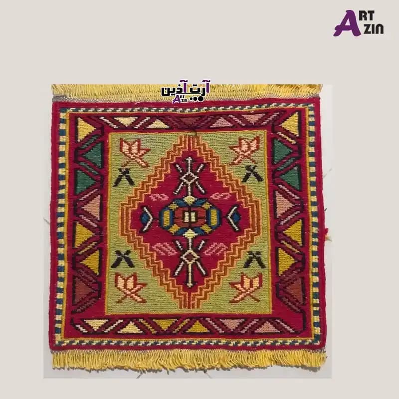 گلیم دستباف کوچک رومیزی ورنی سنتی 30*30 سانتی کد: 20 – 500