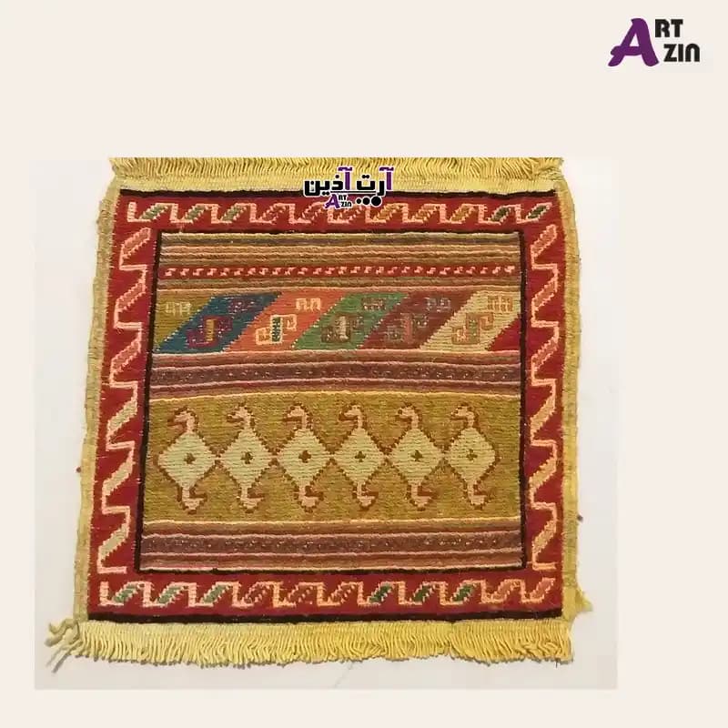 رومیزی گلیم کوچک دستباف ورنی سنتی ایرانی 30*30 سانتی کد: 7 – 500 — تصویر ۳