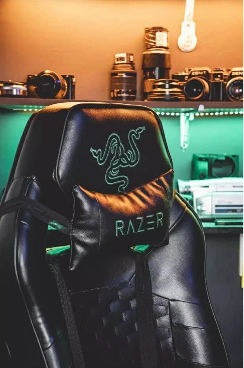صندلی گیمینگ razer s500(زیر پایی) — تصویر ۴