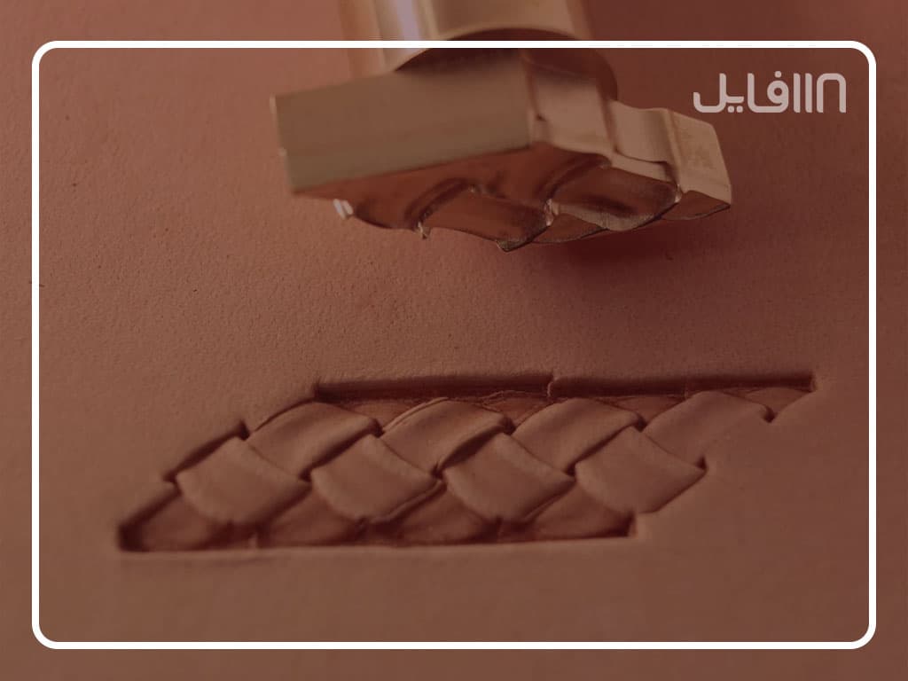 آموزش حکاکی روی چرم — تصویر ۷