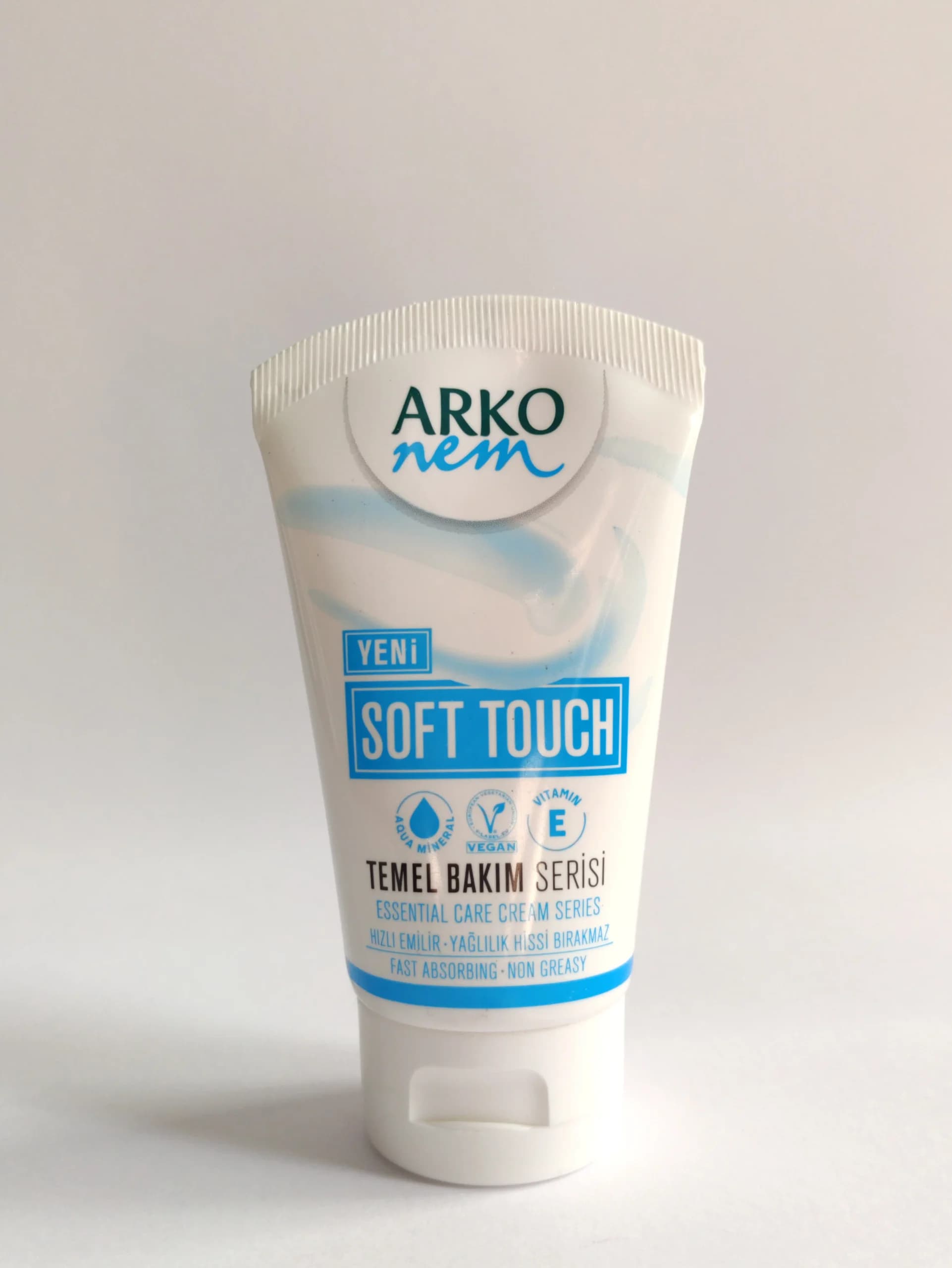 کرم مرطوب کننده آرکو 60 میل ( Arko ) — تصویر ۵