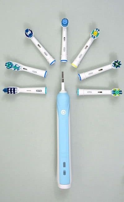 مسواك برقي Oral-B TRIZONE 500 — تصویر ۳