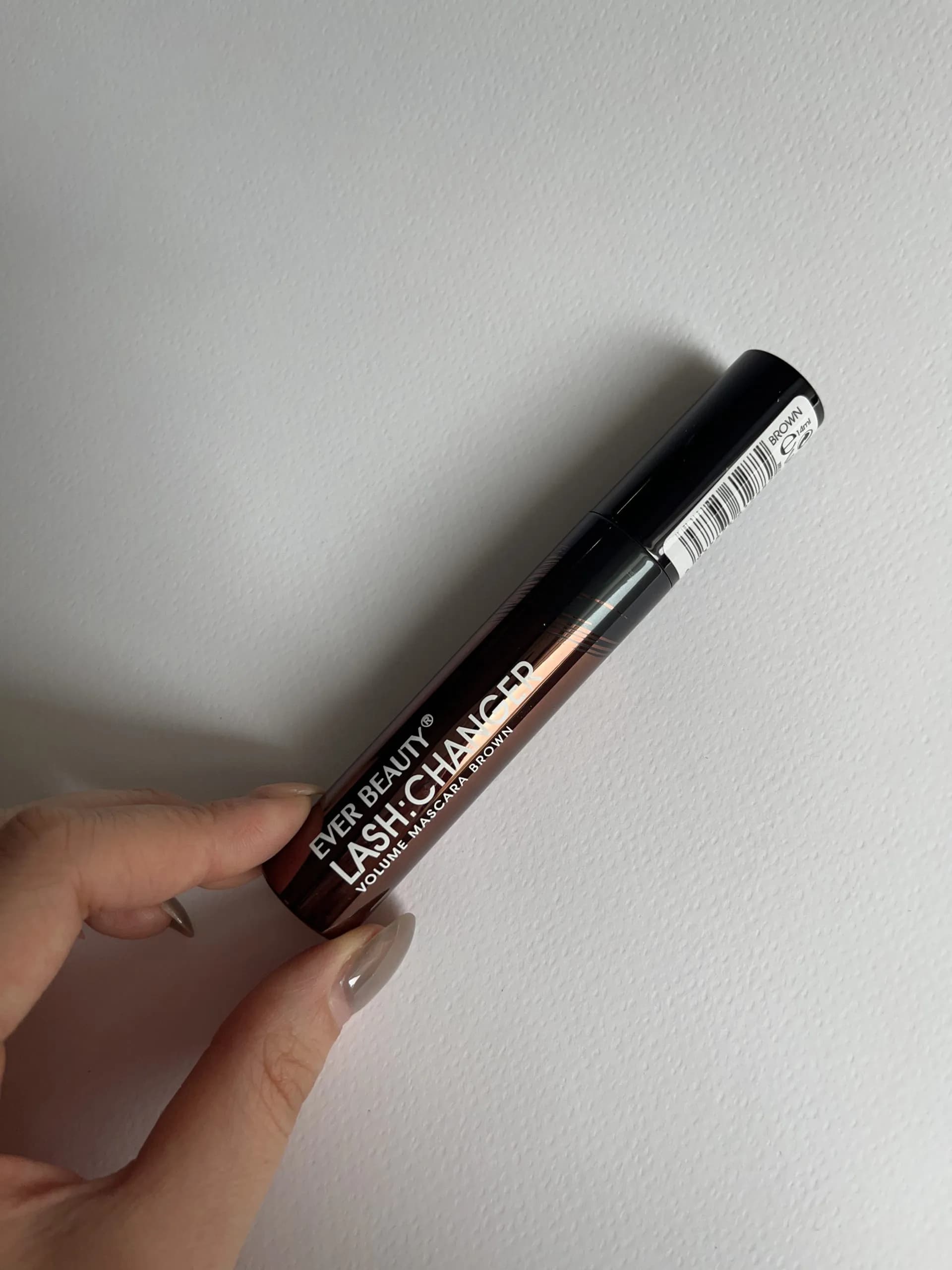 ریمل قهوه ای حجم دهنده اور بیوتی (ever beauty) — تصویر ۴