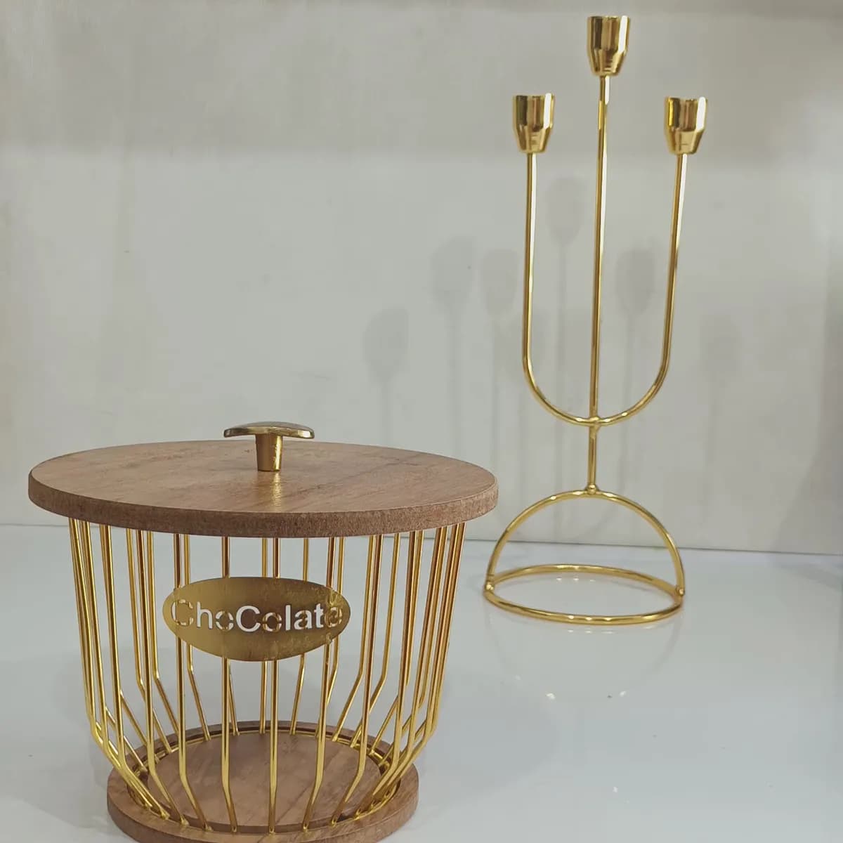 شکلات خوری — تصویر ۵