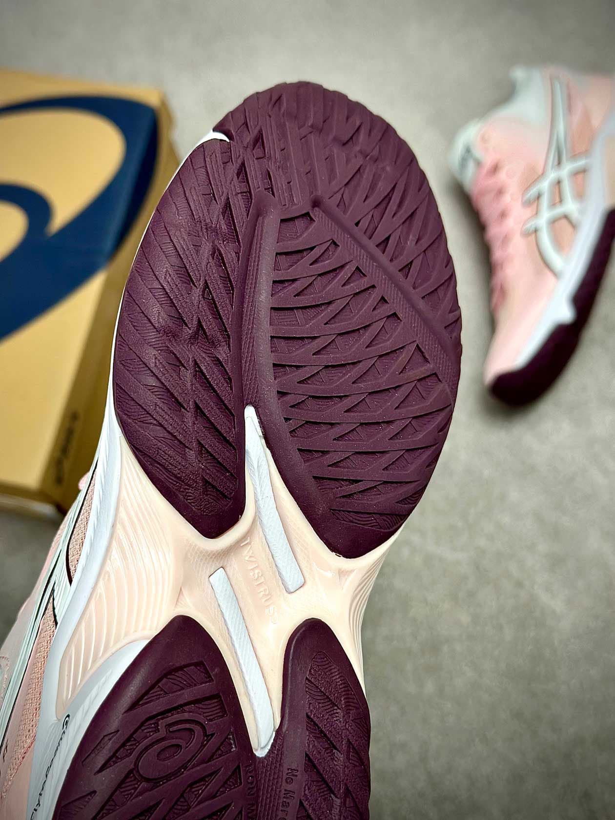 کفش والیبال آسیکس مدل Asics Beyond FF — تصویر ۷