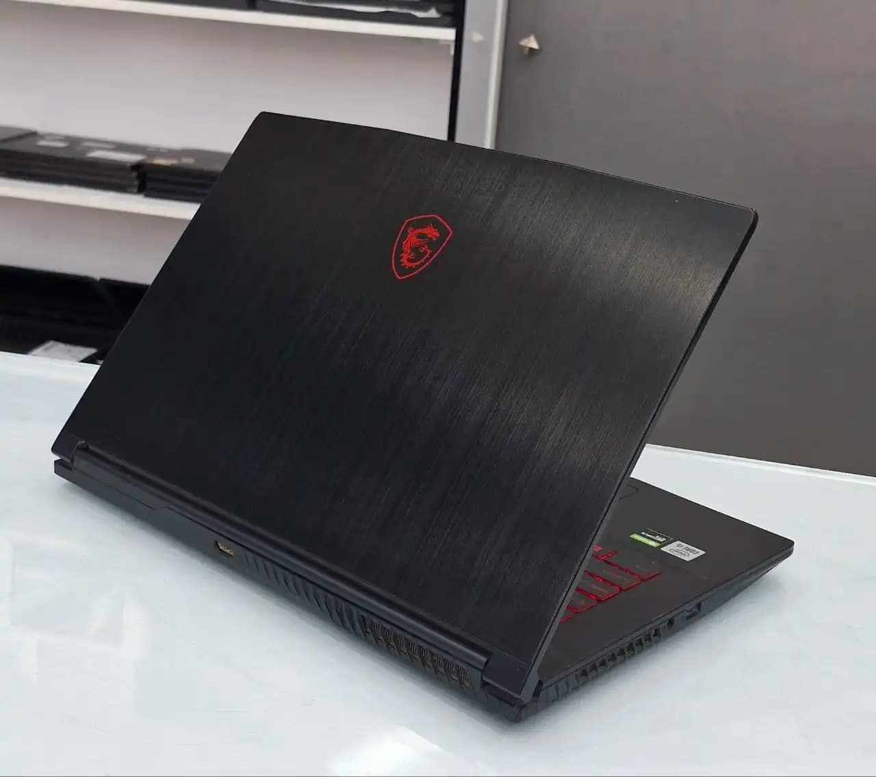 لپ تاپ استوک ام اس آی مدل msi ms16-RS — تصویر ۶