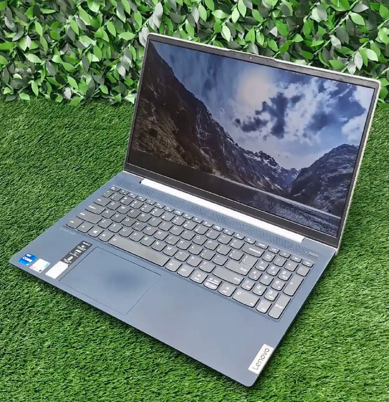 لپ تاپ استوک لنوو مدل Lenovo 82F6