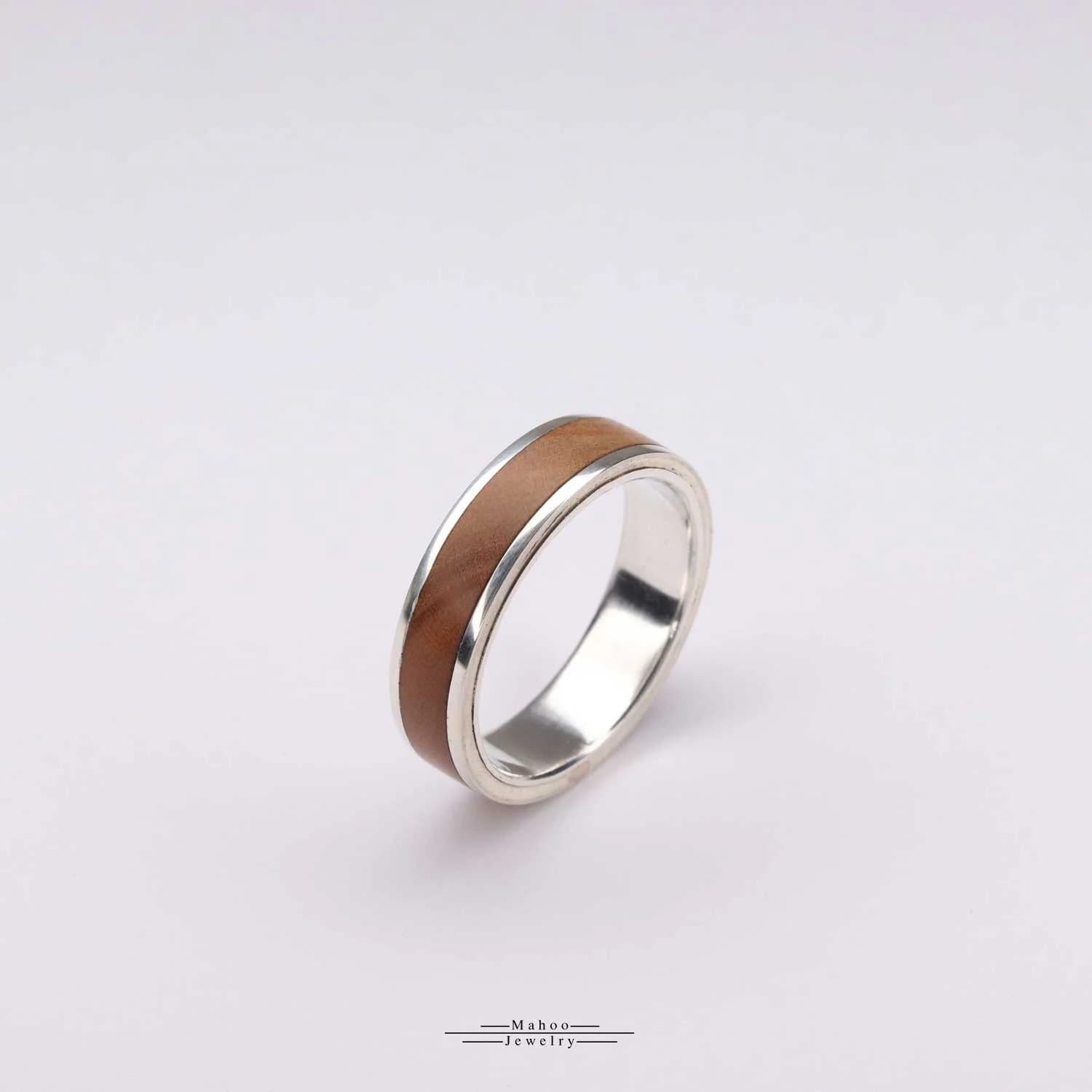 انگشتر نقره و چوب زیتون مدل R0142 — تصویر ۵