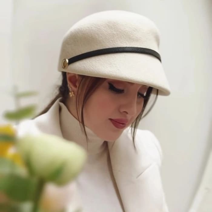 کلاه زنانه کلوش