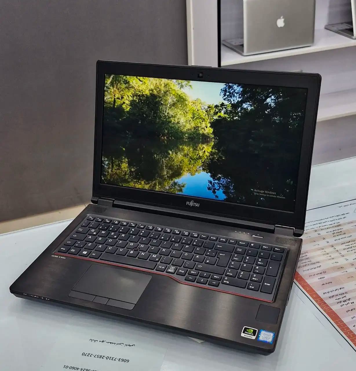 لپ تاپ استوک فوجیتسو مدل FUJITSU CELSIUS H780 — تصویر ۵