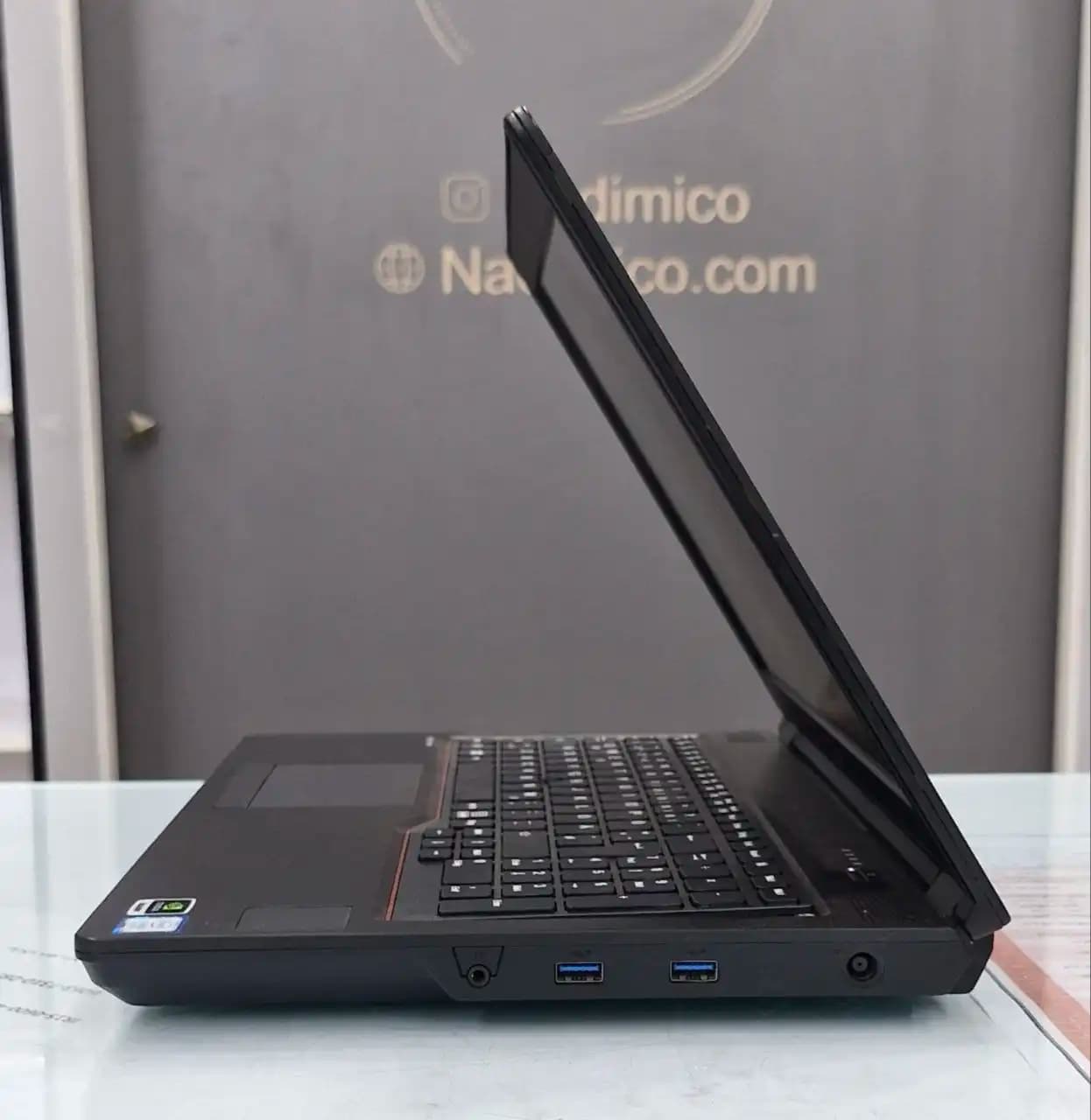 لپ تاپ استوک فوجیتسو مدل FUJITSU CELSIUS H780 — تصویر ۷
