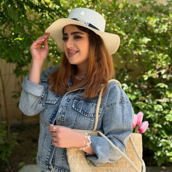 کلاه ساحلی سرتخت miumiu — تصویر ۱۱