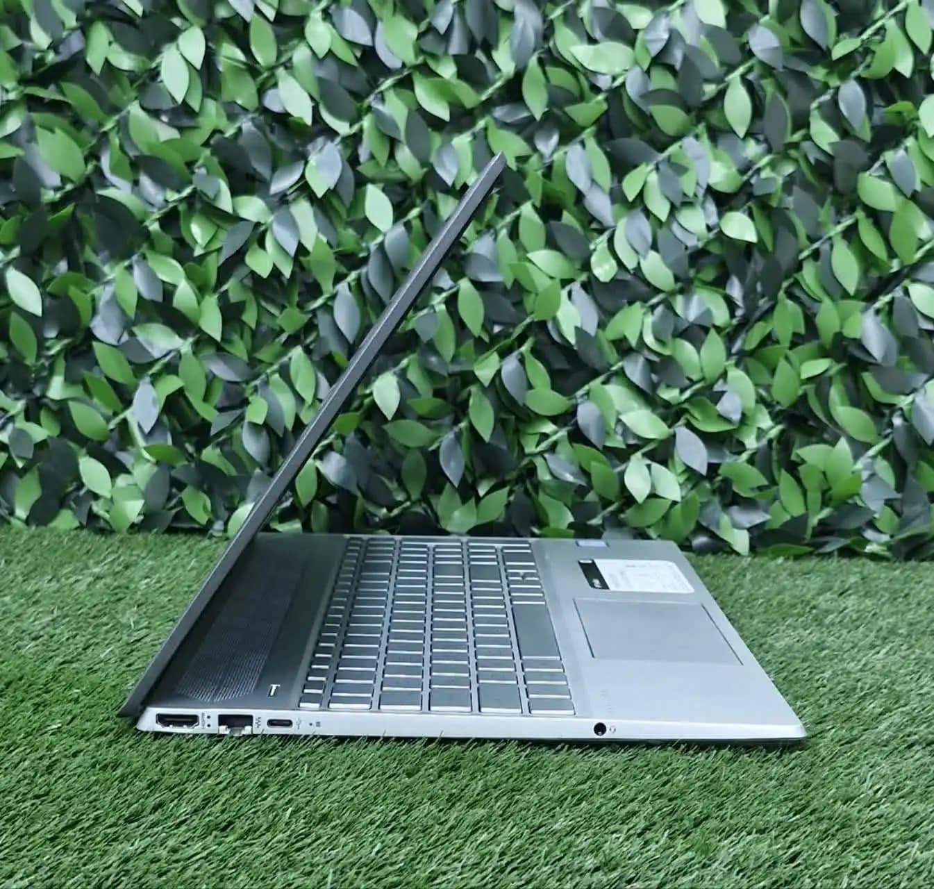 لپ تاپ استوک اچ پی مدل Hp Pavilion 15_cs2064st — تصویر ۶