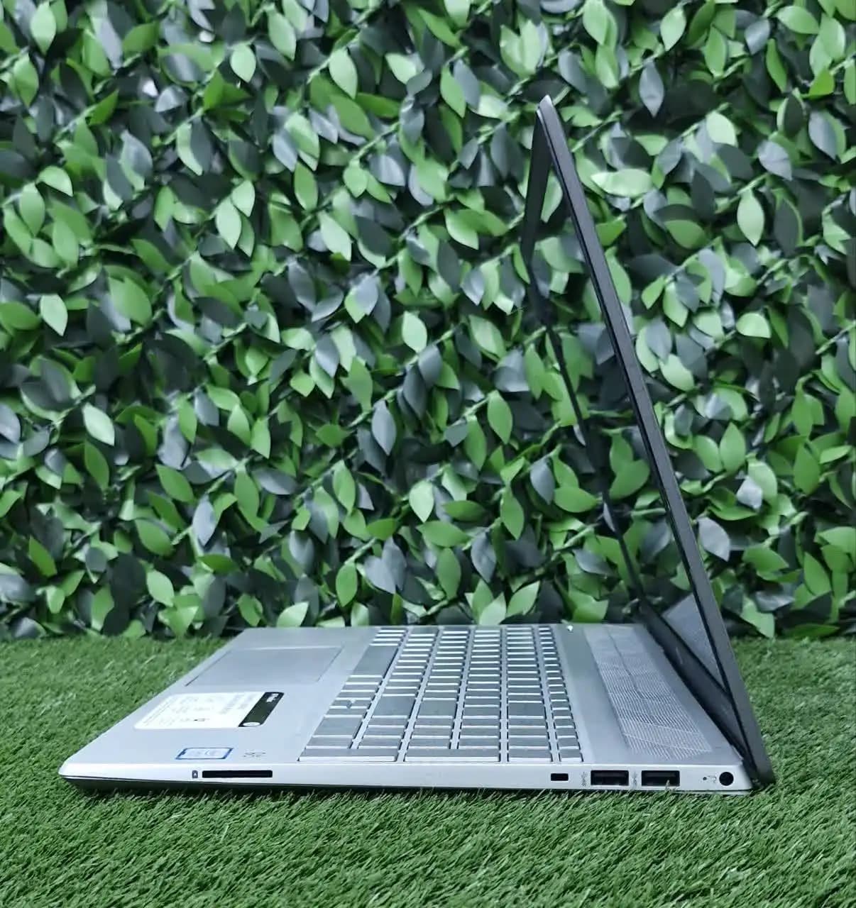 لپ تاپ استوک اچ پی مدل Hp Pavilion 15_cs2064st — تصویر ۴