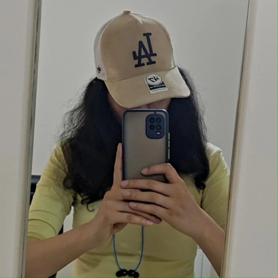 کلاه پشت تور مخمل la — تصویر ۳