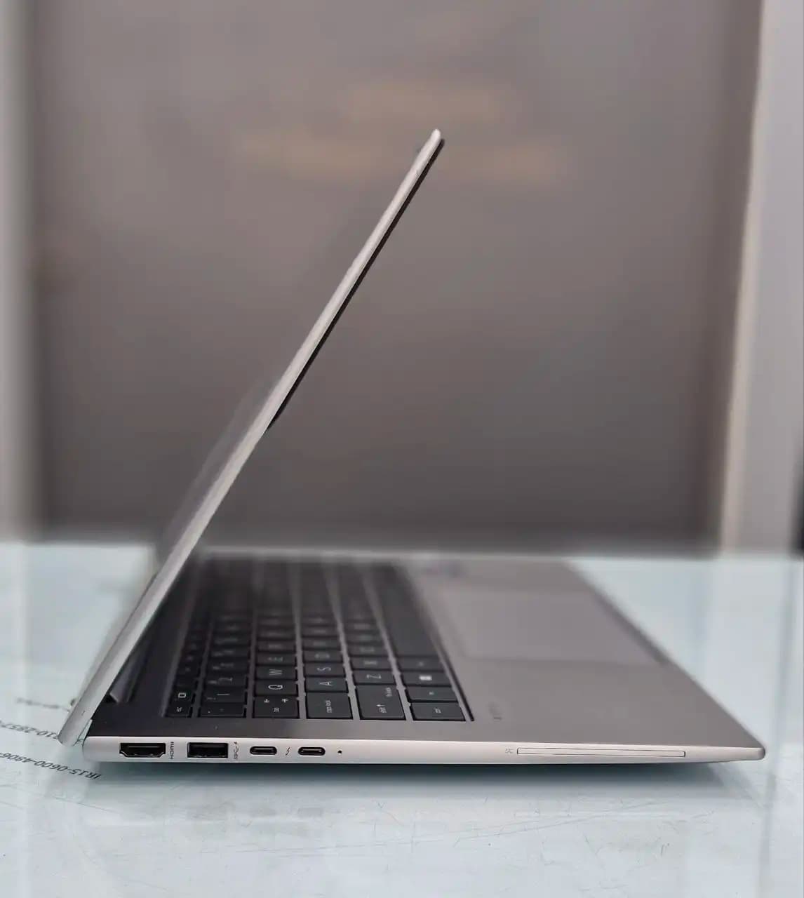 لپ تاپ استوک اچ پی مدل HP ZBook Firefly 14 G10 — تصویر ۳