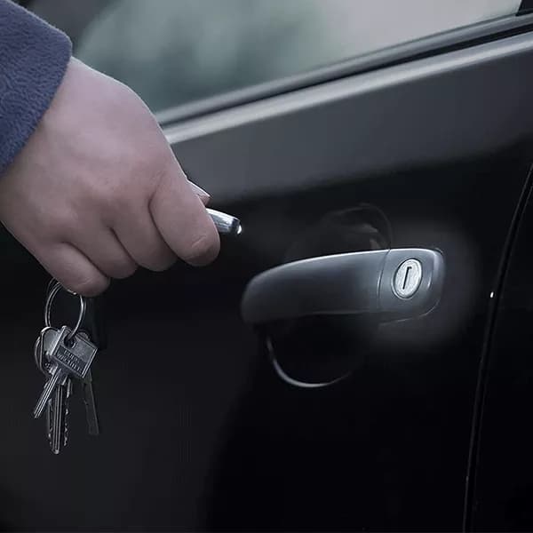 چراغ قوه کلیدی وارتا مدل Metal Key Chain Light — تصویر ۵