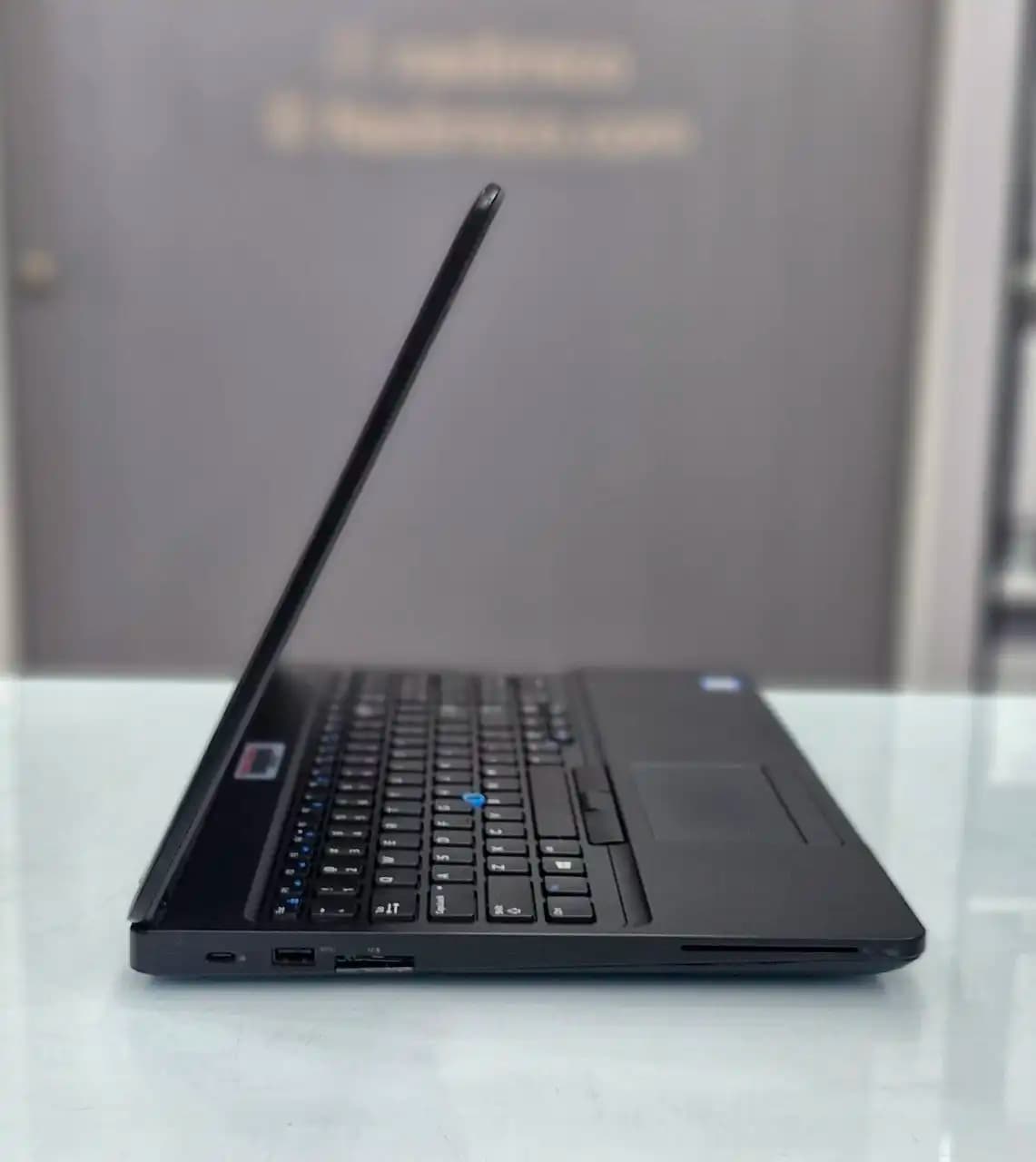 لپ تاپ استوک دل مدل Dell 5590 — تصویر ۷