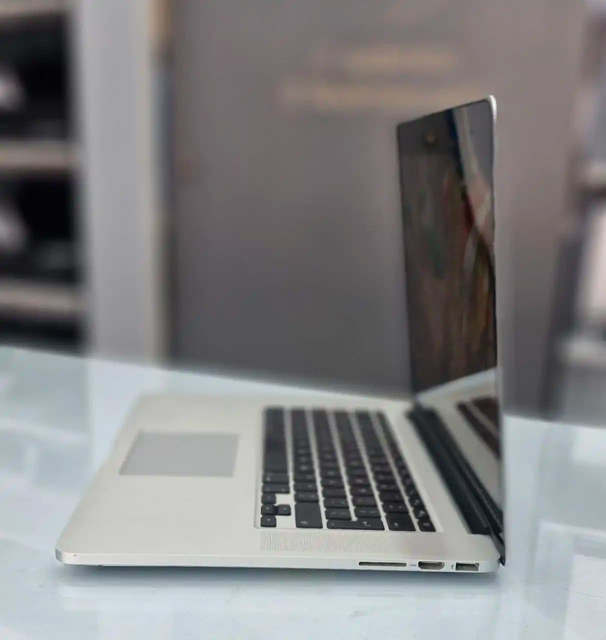 لپ تاپ استوک اپل مک بوک پرو مدل APLLE MacBook Pro 11.4 A1398 — تصویر ۴