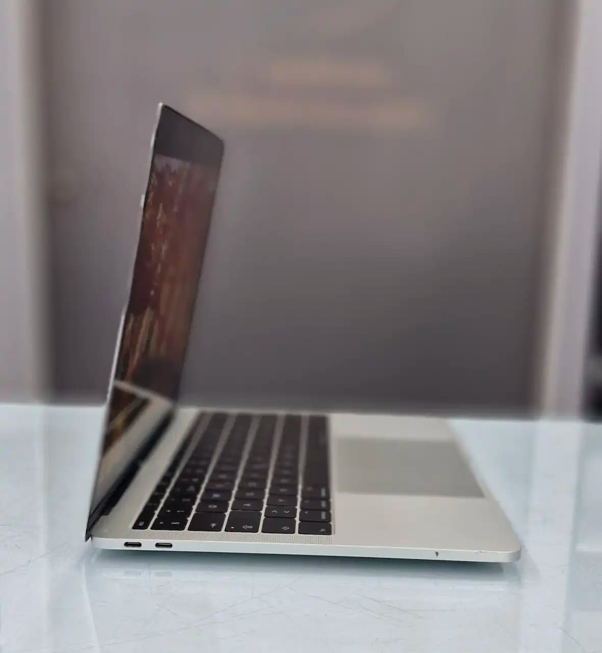 لپ تاپ استوک اپل مک بوک پرو مدل APPLE MacBook Pro 14.1 A1708 — تصویر ۱۰