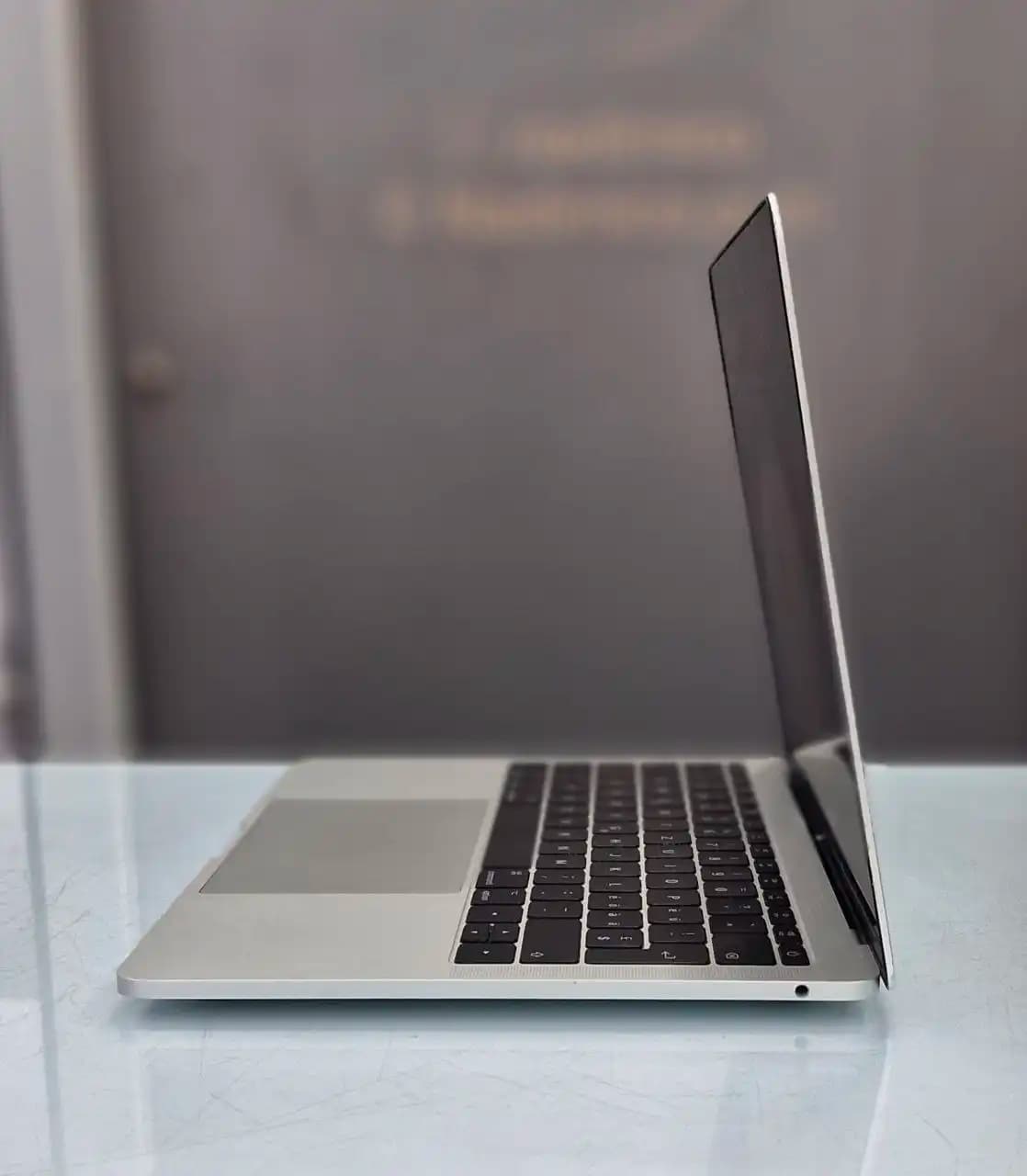 لپ تاپ استوک اپل مک بوک پرو مدل APPLE MacBook Pro 14.1 A1708 — تصویر ۲