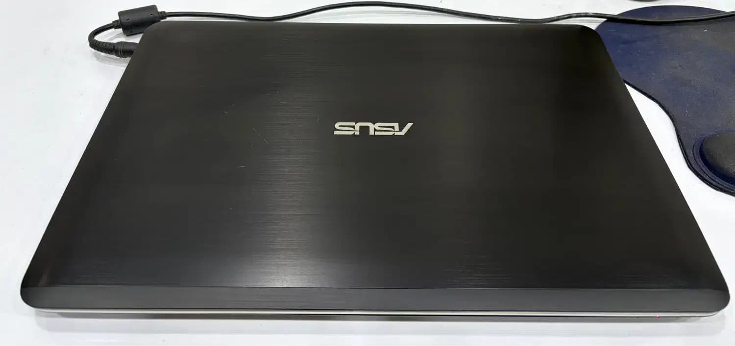 لپ تاپ کارکده ایسوس مدل X555L با پردازنده Core i5 و رم ۸ گیگابایت — تصویر ۱۱