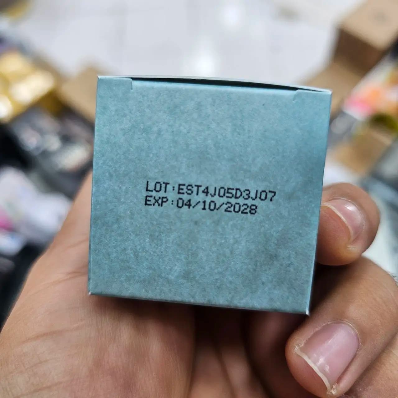 لوسیون ضد آفتاب استلین SPF50 آبرسان با گلوتاتیون و نیاسینامید 75 گرم — تصویر ۴