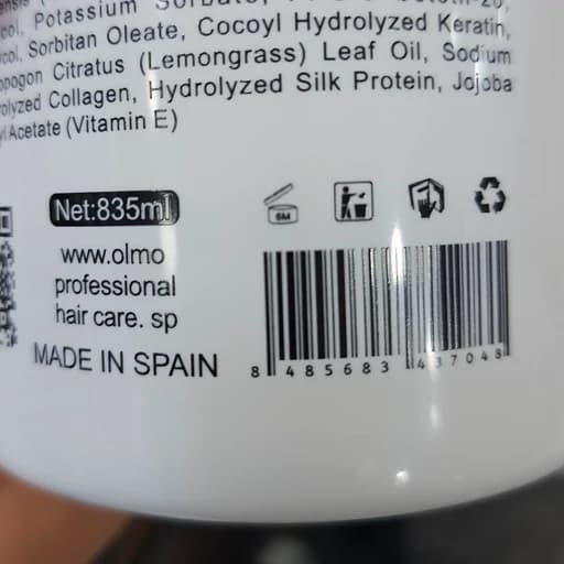 شامپو تخصصی موهای فر اولمو (Olmo) با روغن جوجوبا و ویتامین E ۸۳۵ میلی‌لیتر — تصویر ۲