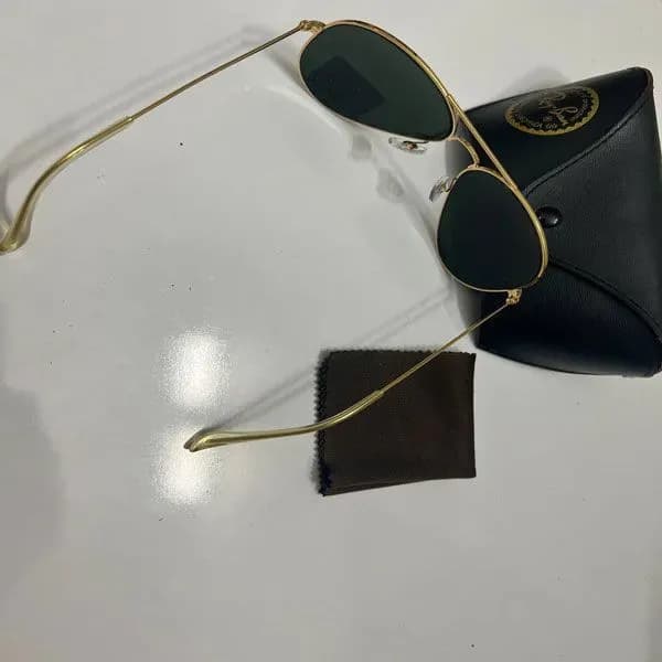 عینک آفتابی ریبن خلبانی شیشه نقره ای فریم طلایی — تصویر ۶