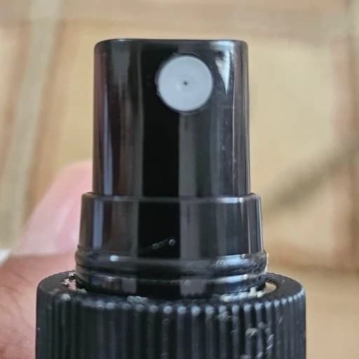 اسپری مو فر نایس فرش مخصوص مو فر رایحه نارگیل و کلاژن حالت دهنده و ضد وز و آبرسان مو فر بدون سولفات و بدون پارابن — تصویر ۱۰