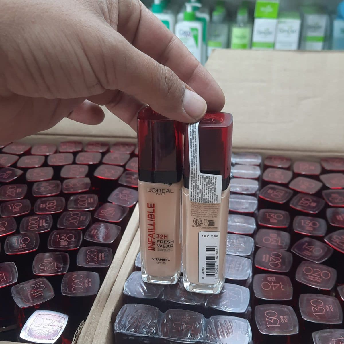 کرم پودر ۳۲ ساعته شیشه ای اینفالیبل لورال شماره ۱۴۰ LOREAL دو لیبل — تصویر ۱۲