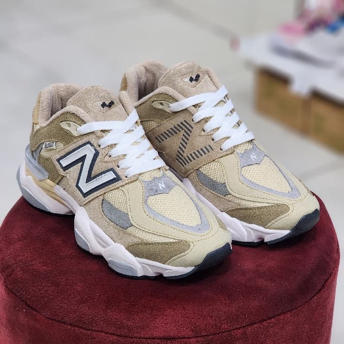 کفش نیوبالانس 9060 رنگ کرمی کیفیت مستر ایران – new balance 9060 — تصویر ۹