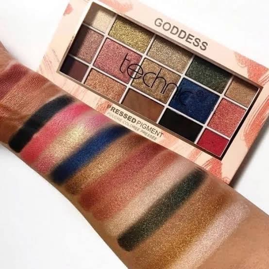 پالت سایه Complete Blend تکنیک 15 رنگ حجم 30 گرم — تصویر ۳