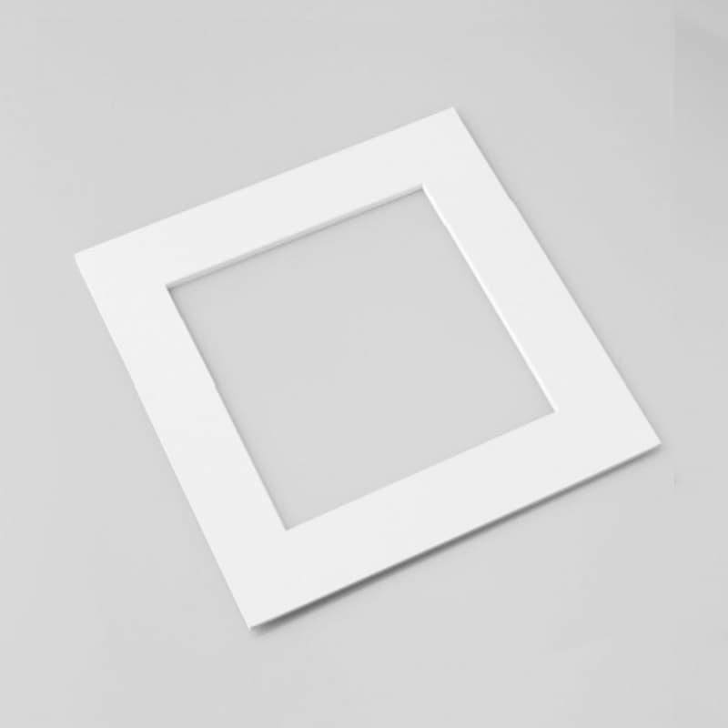 پاسپارتو اندازه 20×20 حاشیه 5 سانت سفید — تصویر ۷