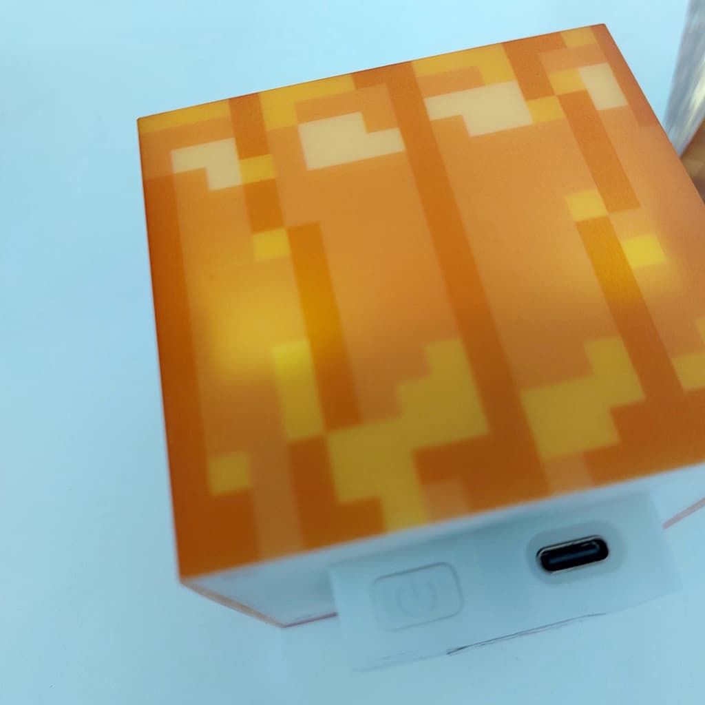 چراغ خواب ماینکرافت طرح TNT — تصویر ۷