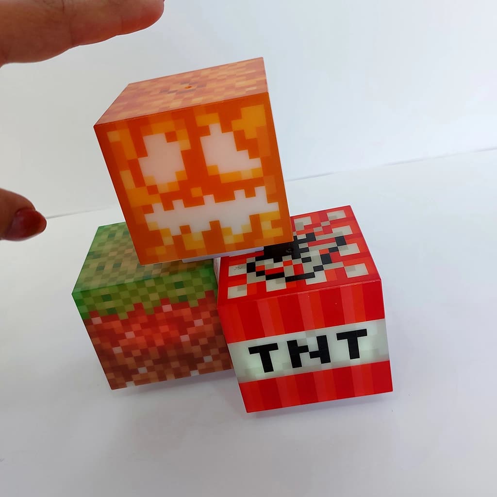 چراغ خواب ماینکرافت طرح TNT — تصویر ۶
