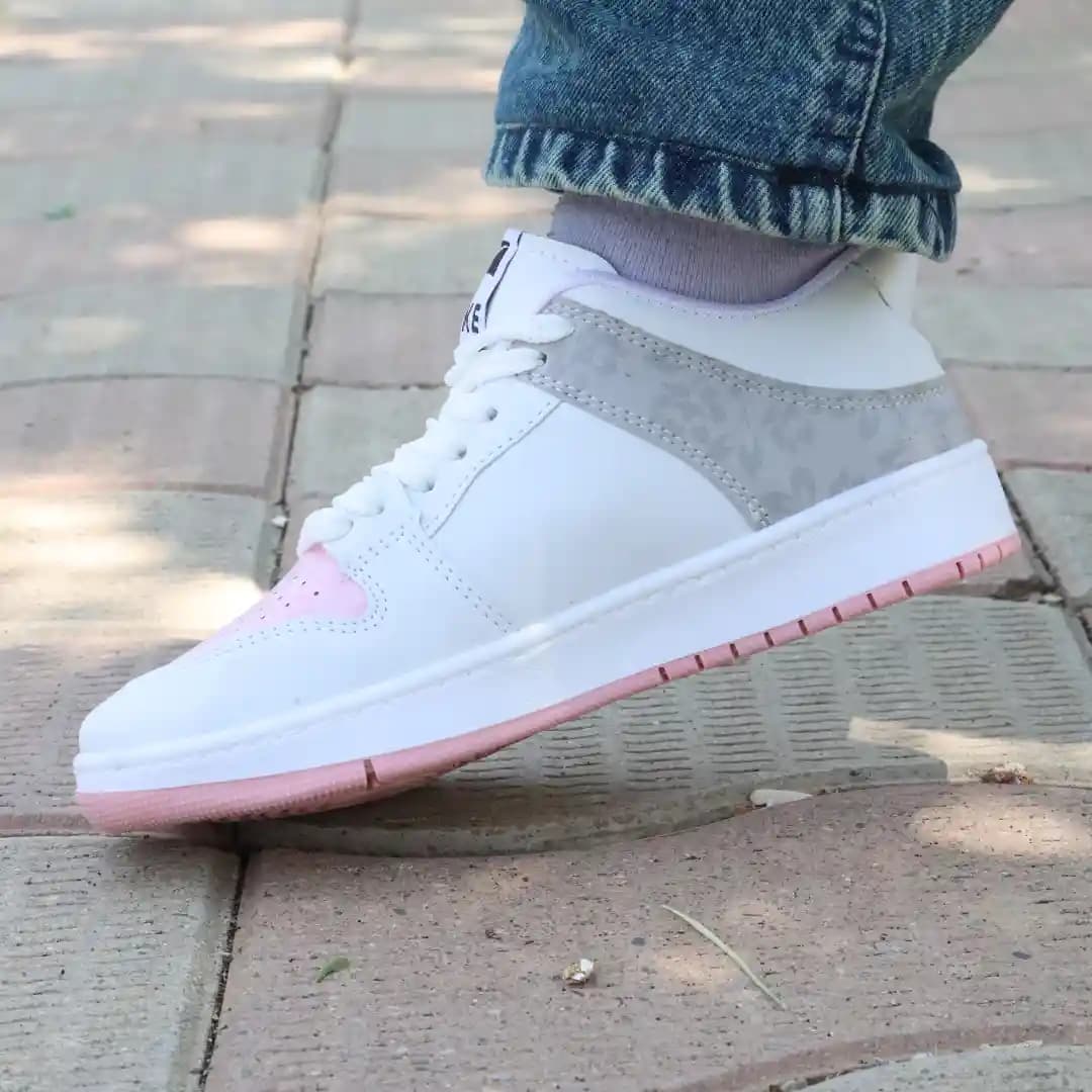 کتونی زنانه مدل نایک Nike کد J11 — تصویر ۲