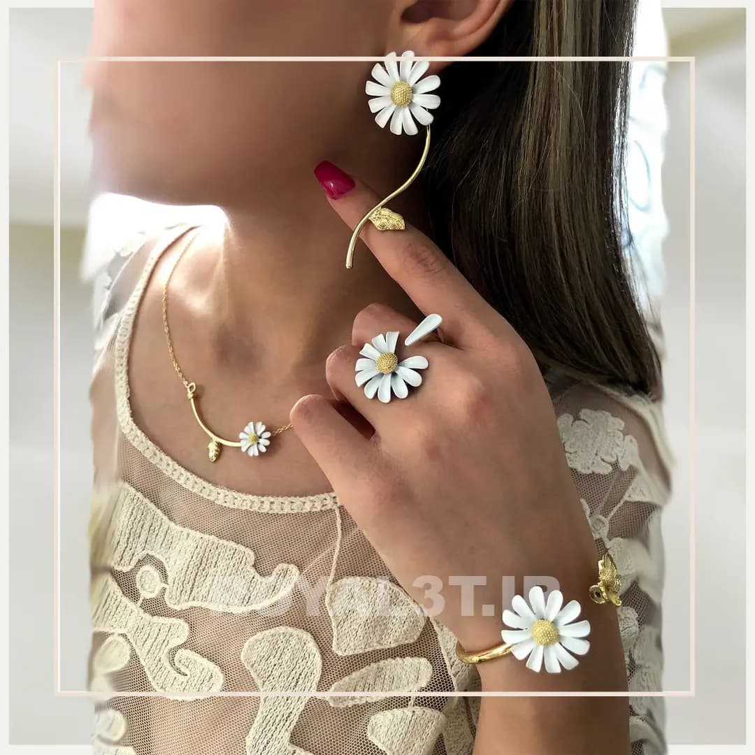 سرویس زنانه طرح بابونه کد 171