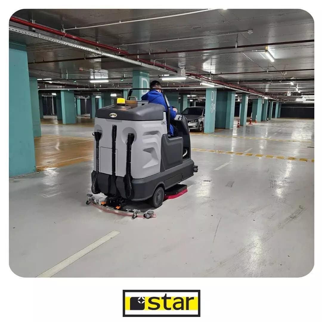 زمین شوی صنعتی اسکرابر سرنشین دار STAR RO36 — تصویر ۲