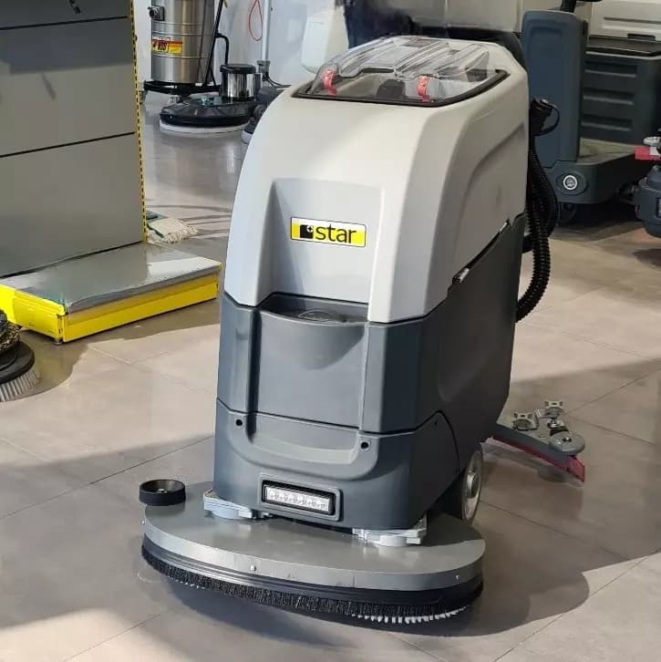 زمین شوی اسکرابر صنعتی Star 5600B — تصویر ۲