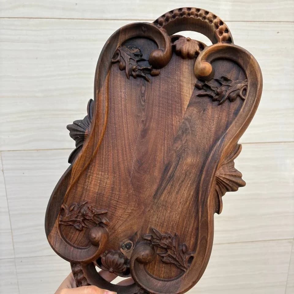 سینی چوبی منبت لیون — تصویر ۴
