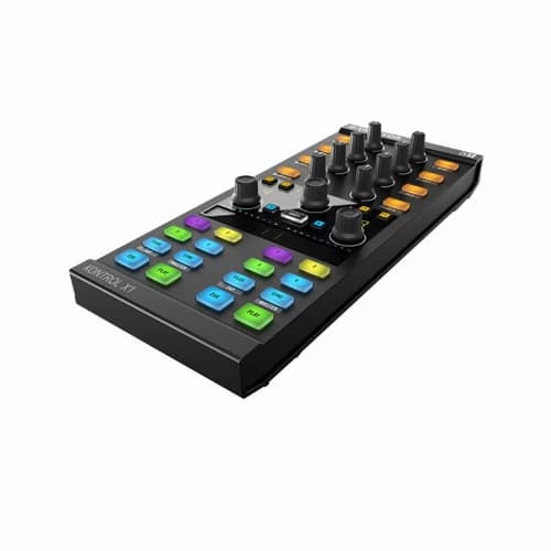 Native Instruments Traktor Kontrol X1 MK2 — تصویر ۶